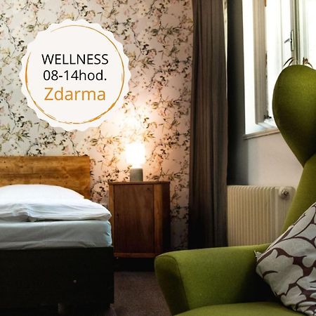 Hotel Kouty Ledeč nad Sázavou Esterno foto