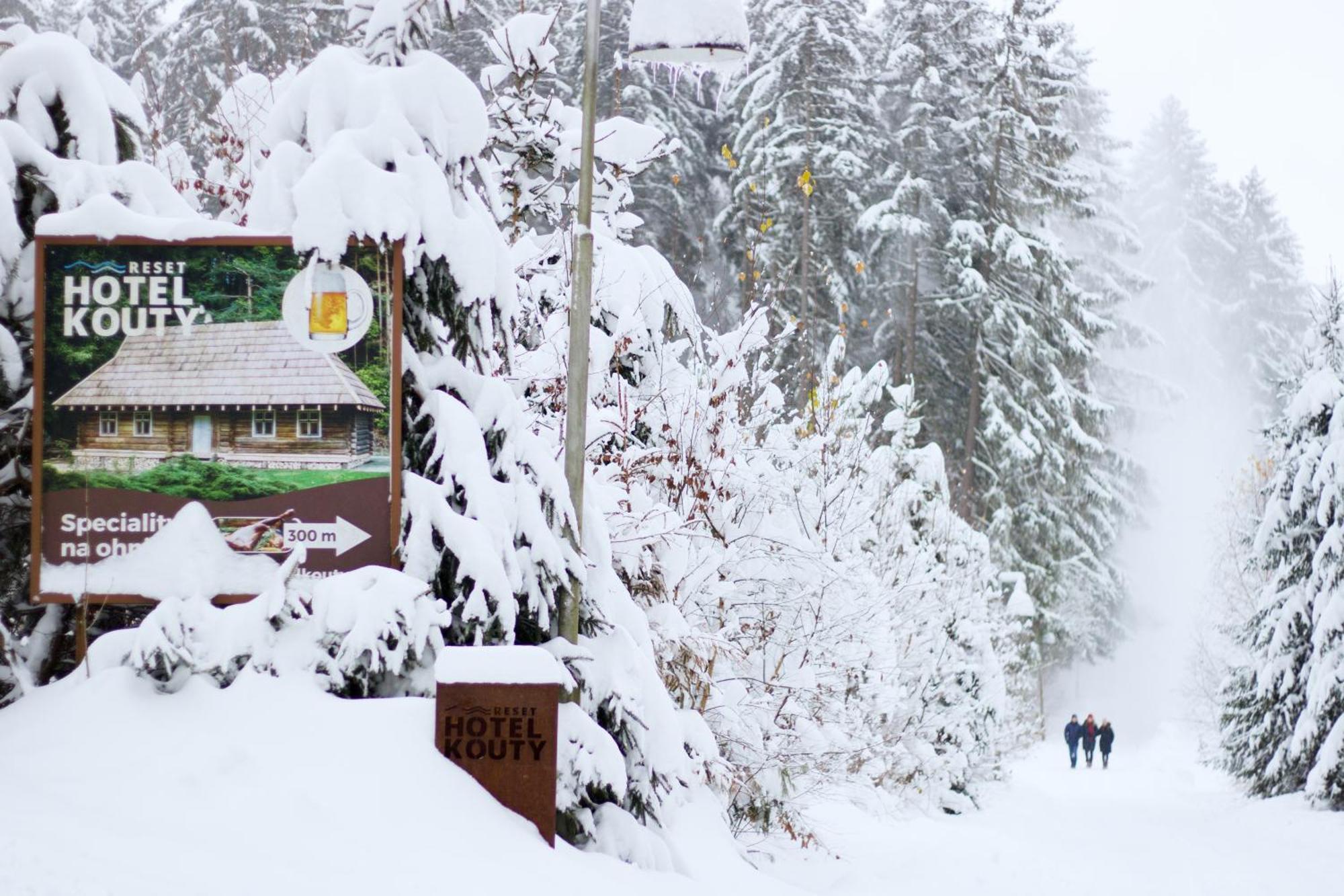 Hotel Kouty Ledeč nad Sázavou Esterno foto