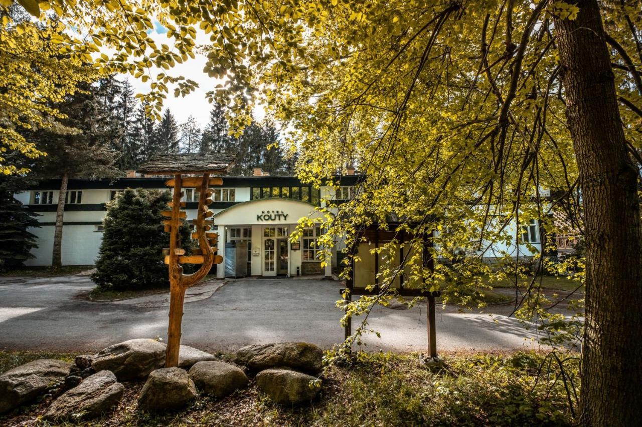 Hotel Kouty Ledeč nad Sázavou Esterno foto